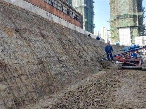 渭滨建筑边坡支护